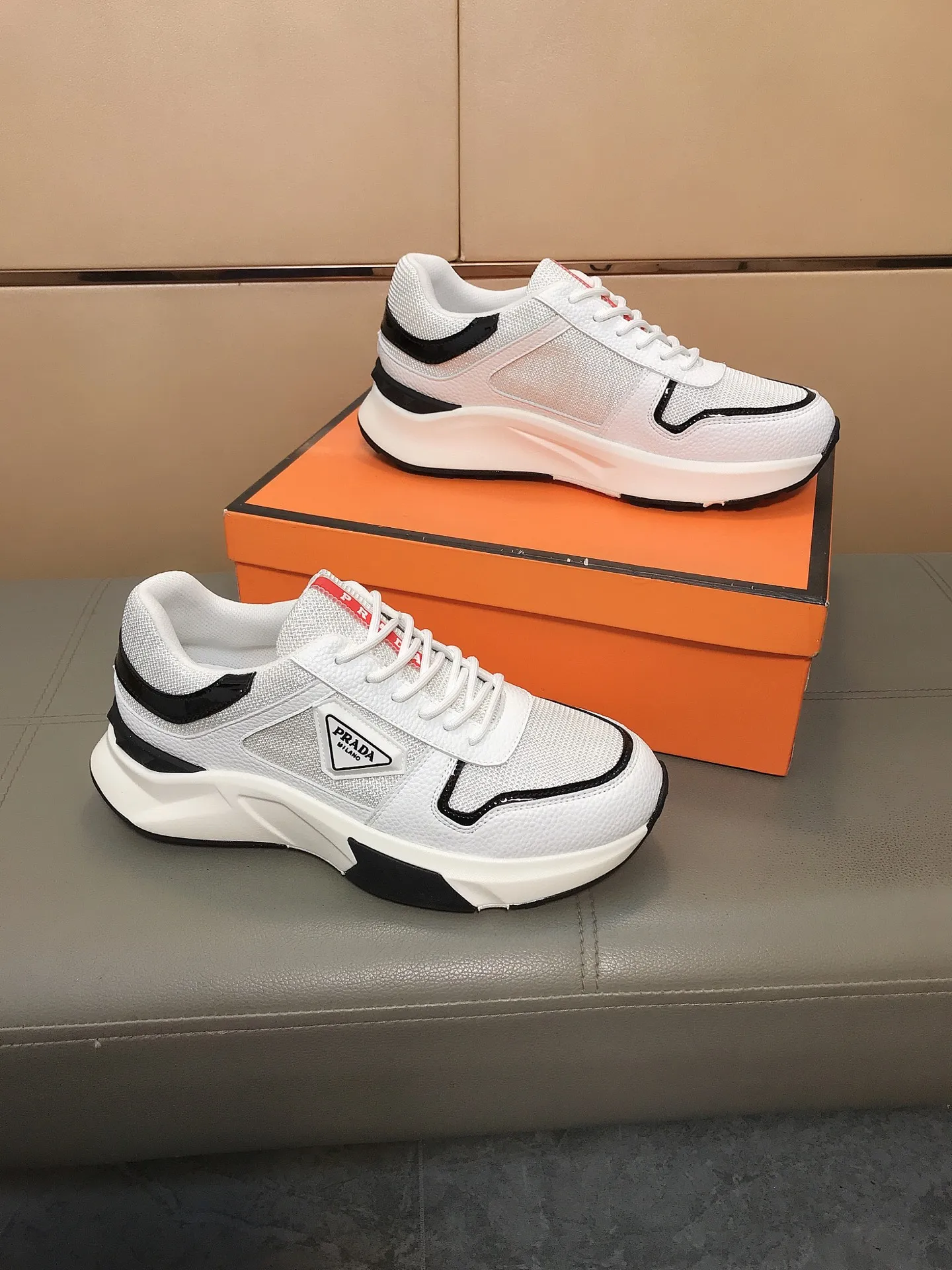 Ex-factory price 442 💎💎🆕Prada's latest casual and fashionable men's shoes👟hot style💥simple and elegant style, exclusive for trendy men. Unique latest brand elements👑, fashionable and generous, imported cowhide stitching and breathable fabrics, comfortable lining + sheepskin feet, super comfortable and wear-resistant outsole, classic model taken in kind, size: 38-44